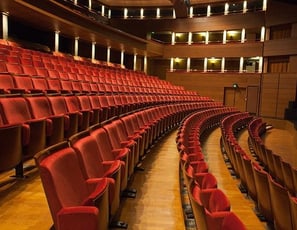 Théâtre des Ursulines, Le Carré, Scène nationale