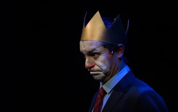 la vie et la mort de J. Chirac, roi des Français