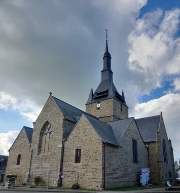 Église Notre Dame de l'Assomption du 15e siècle inscrite MH