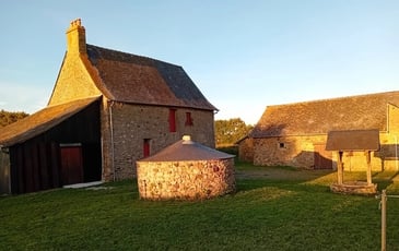 Visite guidée d'une ferme 1900 et exposition photos traces de ses habitants