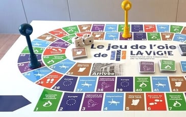 Jeu de l'oie de la vigie, mémorial des déportés de la Mayenne