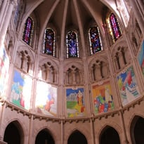 La restauration des vitraux de la basilique Notre-Dame-des-Miracles de Mayenne