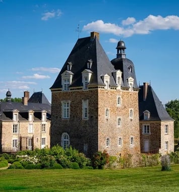 Visite libre des extérieurs du château des Arcis, des dépendances et des jardins