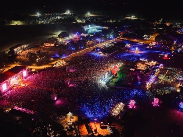 V and B Fest'