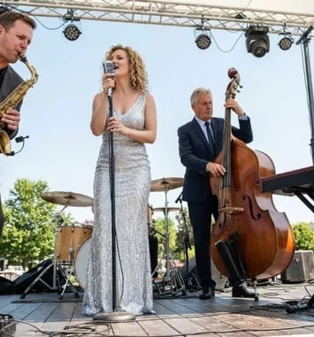 Réveillon dansant de la Saint-Sylvestre avec Tony Genaitay et l’orchestre Aquarius